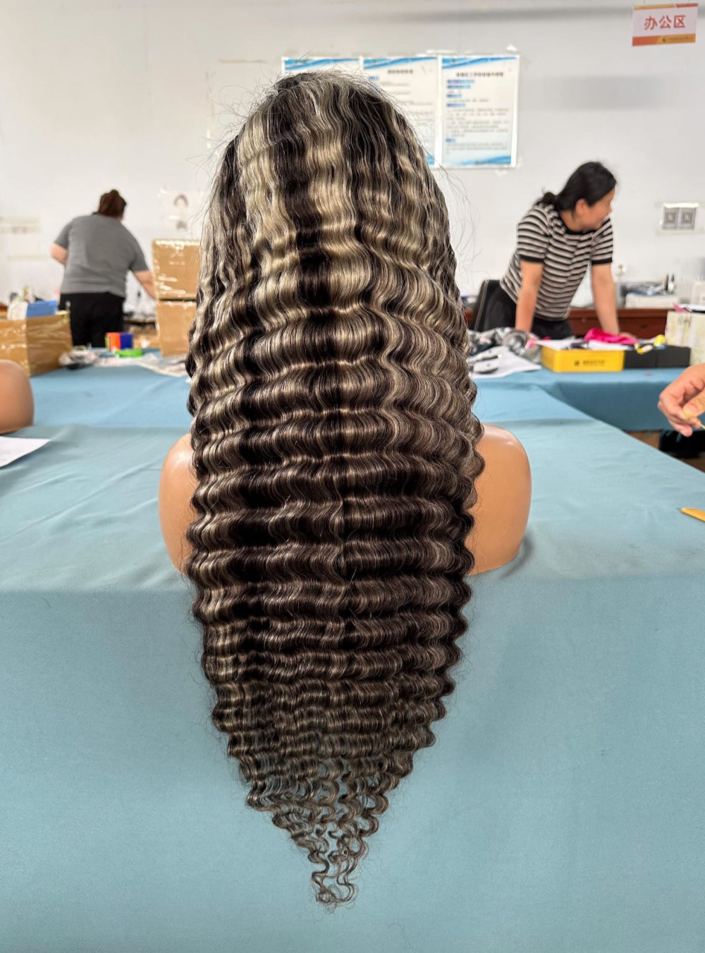 13*4 HD Lace Piano